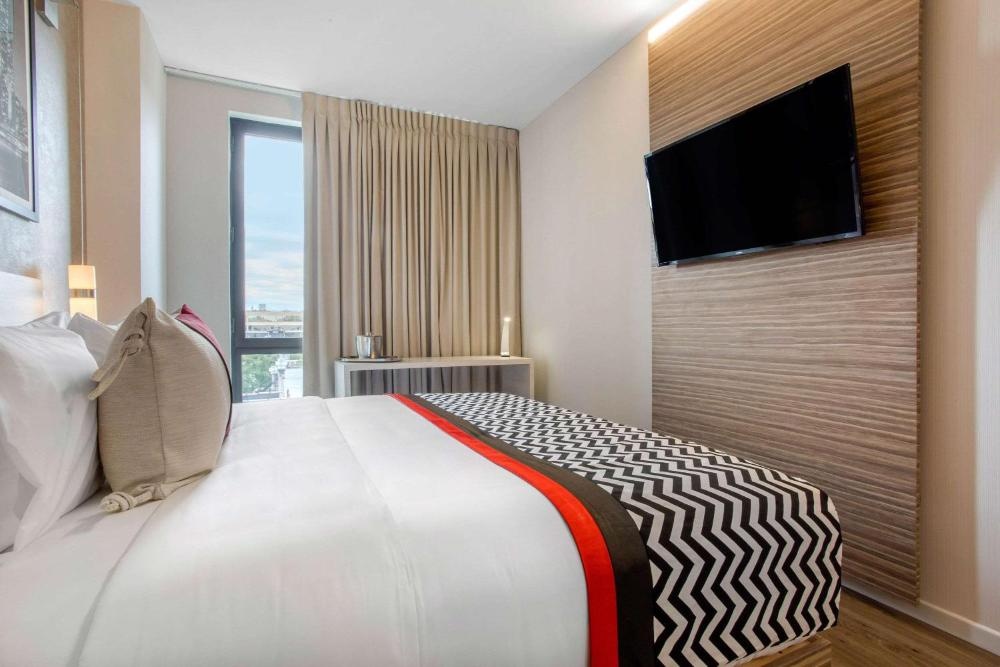 Insignia Hotel Brooklyn, Ascend Hotel Collection